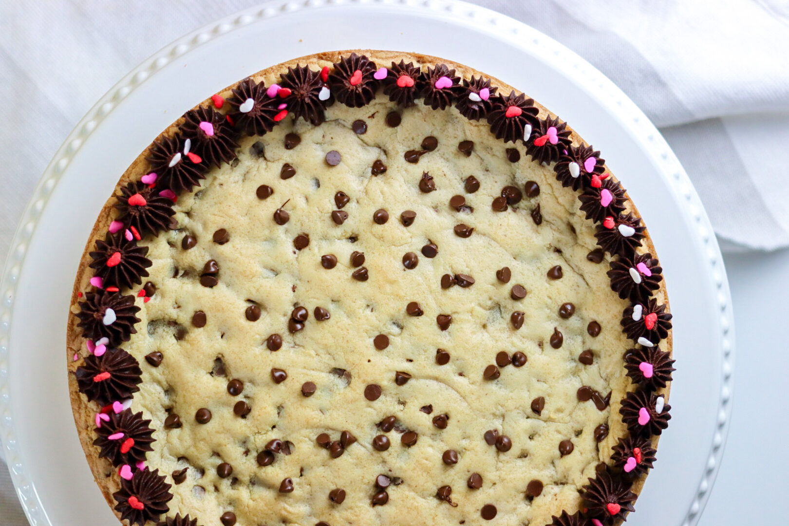 GIANT chocolate chip cookie cake